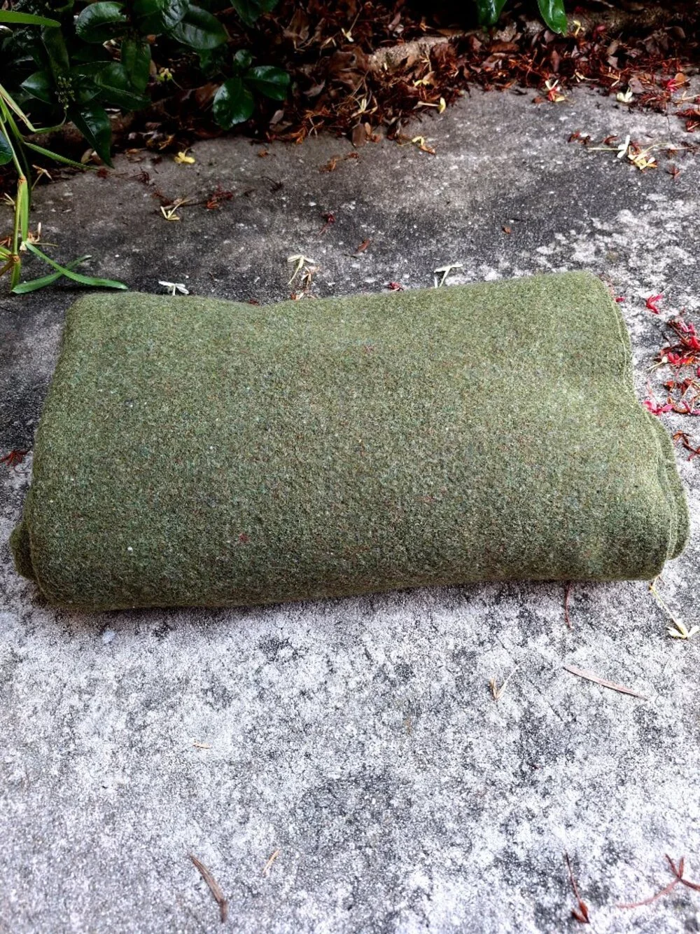 Vintage Wool Blanket Tweedy Army Green Lodge Cabin Cottage